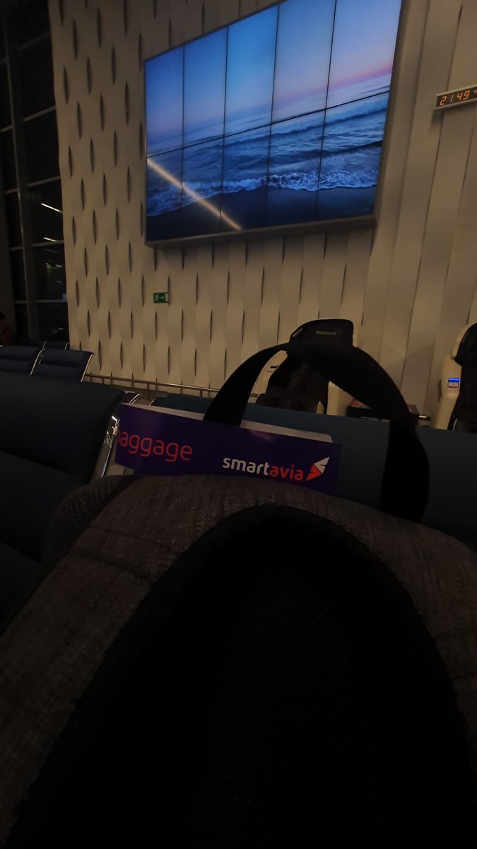 Alexfly35's tweet photo. В калибратор рюкзачок не пихал. Он у меня "Победу" прошёл, теперь ещё один тест сдал а/к #smartavia https://t.co/auA25rn37U