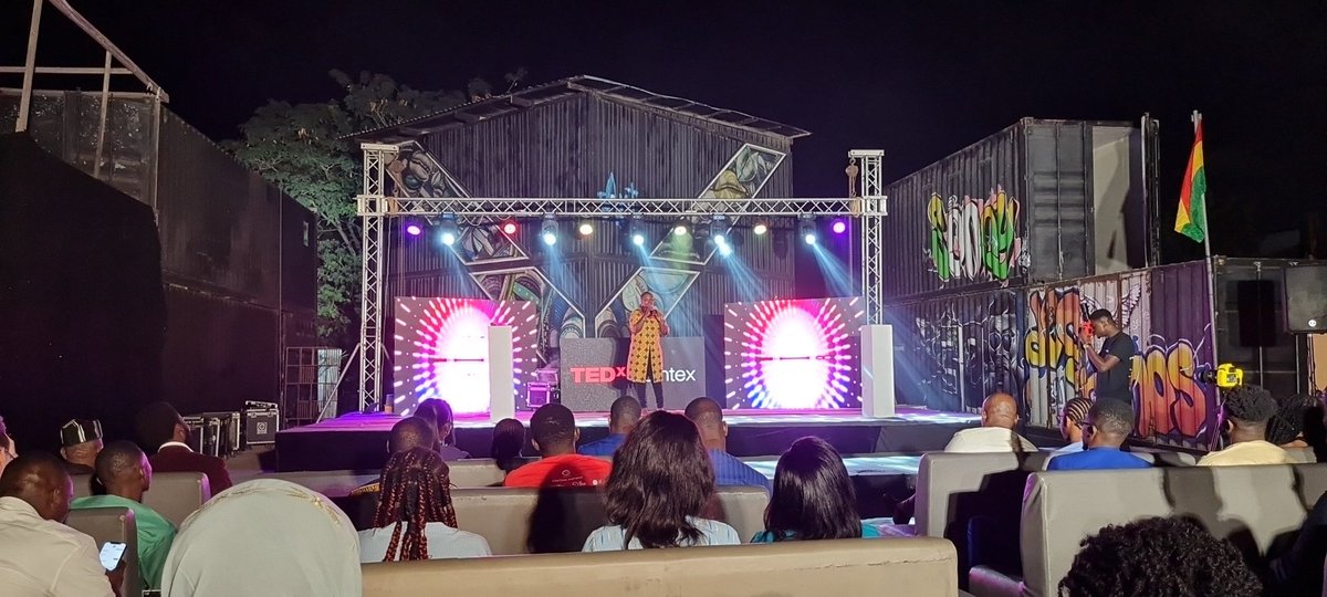 WhyAlwaysEkow's tweet photo. #tedxspintex ongoing 🔥🔥🔥 

@TEDxSpintex2022 https://t.co/pX0jcS74Mm