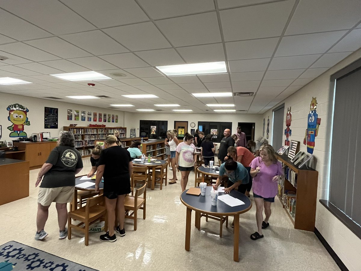 hkstaggs's tweet photo. These White Co schools began the year thinking about culture and character. Can’t think of a better start! @NIETteach @sfk1027 @SavageTad @sduncanap @carolineliza222 #ACED https://t.co/zkqNY2Ulq1