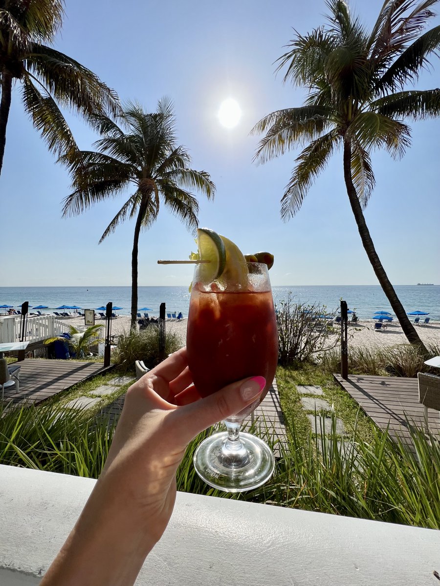 Let your tastes travel to paradise with a visit to OCEAN2000. Join us for à la carte brunch with bottomless bloody mary’s and mimosas every Saturday and Sunday 11am – 4pm, reservations suggested.

fal.cn/3qOMz
 
<a href="/McKenna_Wesley/">The Bubbly Blonde</a> 

#visitlauderdale #ocean2000 #eats