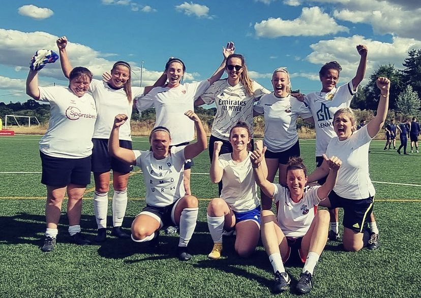 LozPhillips87's tweet photo. Pulled the boots back on for the afternoon, such a good day! #4from4 π€ͺπ€£ #halfwaylineworldie #pitchslap π΄βͺοΈ https://t.co/jPSrE82YWi