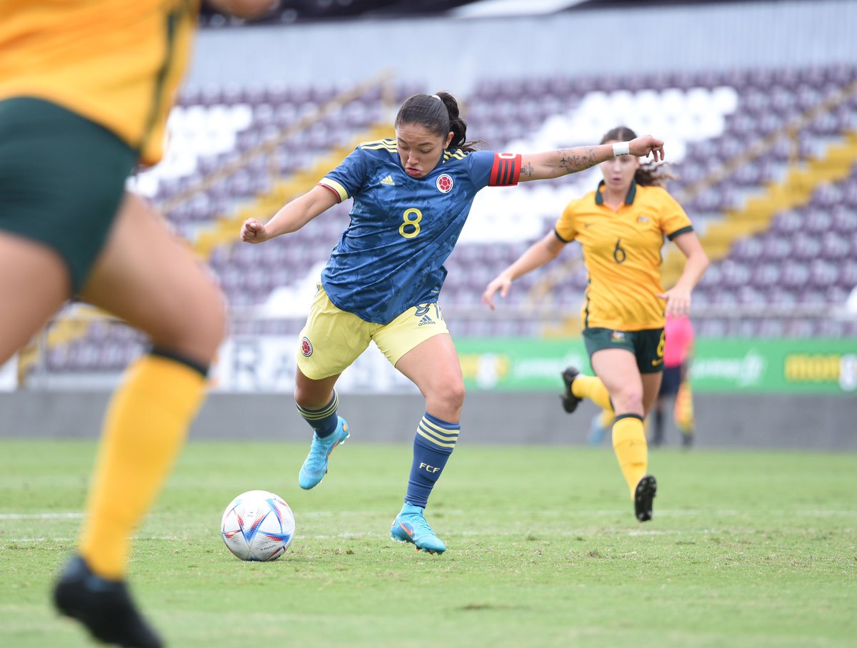 futboldereserva's tweet photo. Sel. Colombia Femenina 🇨🇴 Sub 20 disputó partido amistoso frente a Australia como preparación para Mundial a disputarse en Costa Rica.

La tricolor debutará el próximo miércoles 10 de agosto frente a Alemania.

#FútbolDeReserva #FútbolFemenino #Colombia #Australia #MundialSub20 https://t.co/wnReZY0SLg