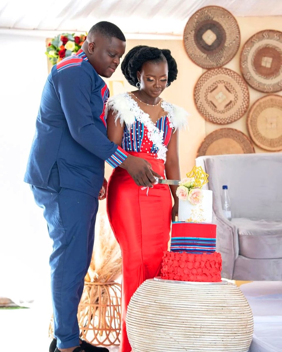 Bro_Tailor's tweet photo. #CapitecBank 
#BadDecisions 
#TheSandman 
#WeddingSeason 
#weddingparty 
Tailored outfits by @Bro_Tailor https://t.co/6hzvu1Q3YN
