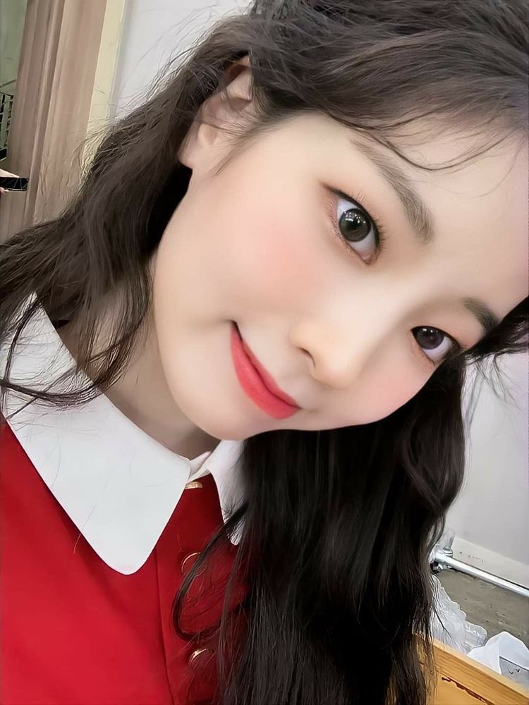 Povo: eu me arrumei toda para um date com você.