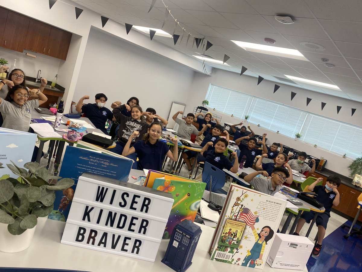 JChaparroMV's tweet photo. Amazing first week as Fifth Graders!! Wiser, Kinder, Braver, CONQUER!!! @MissionValleyES https://t.co/QZCbPPAELk