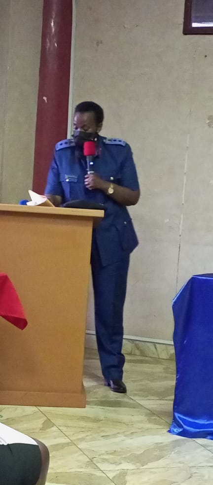 Katolaban3's tweet image. Today I was invited by the leadership of @Makerere  Kazo -kiruhura students association(MUKKASTA) to give my views on the role of youth in the social -economic dev't of our country .I appreciated the association for being the  most organized group at @Makerere