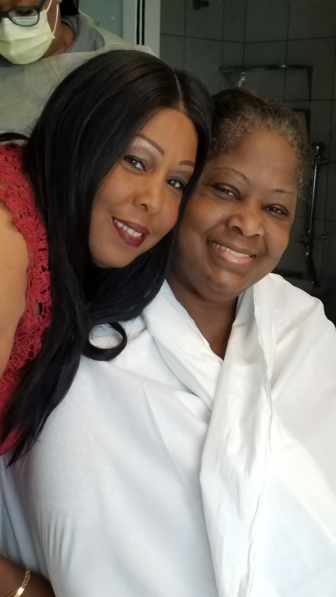 Pahubb2645's tweet photo. My little sister Mary, going their her cancer treatments. They came to shave her head, I had them shave mine first. 

Family, is the foundation of a great Senator. You sacrifice your comfort to make a difference, for the people you love. https://t.co/HNiorhG5dn