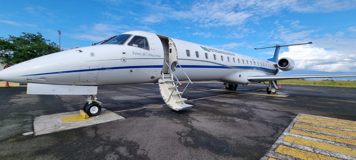 Andres11PC's tweet photo. #SENL #Embraer @embraer #AvGeek @aviacion_al_dia @AvEcuadorRT #aviation ✈️ https://t.co/izf9ADmiu7