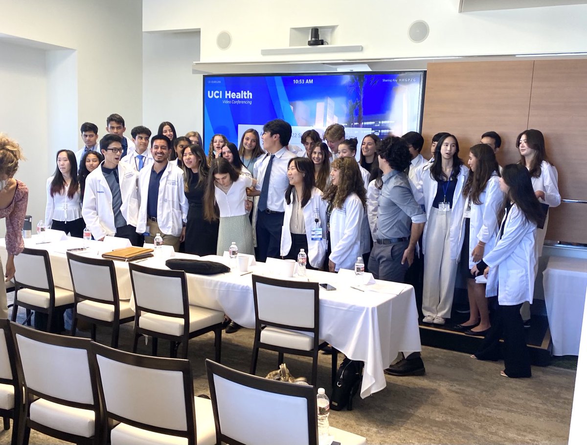 jaimelandmanuci's tweet photo. UCI Urology congratulates our 10th year of Graduating summer surgeons. Amazing innovation by these high school superstars! Also thanks to world-class innovation judging panel including Dr. Clayman, Ms. Celine Martin, Ms. Connie Padden, and Mr. Derek Herera. https://t.co/0GRVRb3FUZ