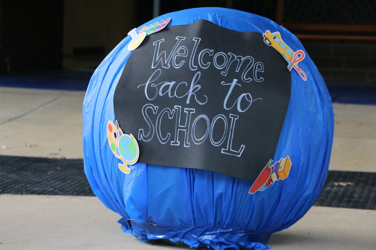 rucoschools's tweet photo. Welcome back RCS students! https://t.co/4paDeLE7oh