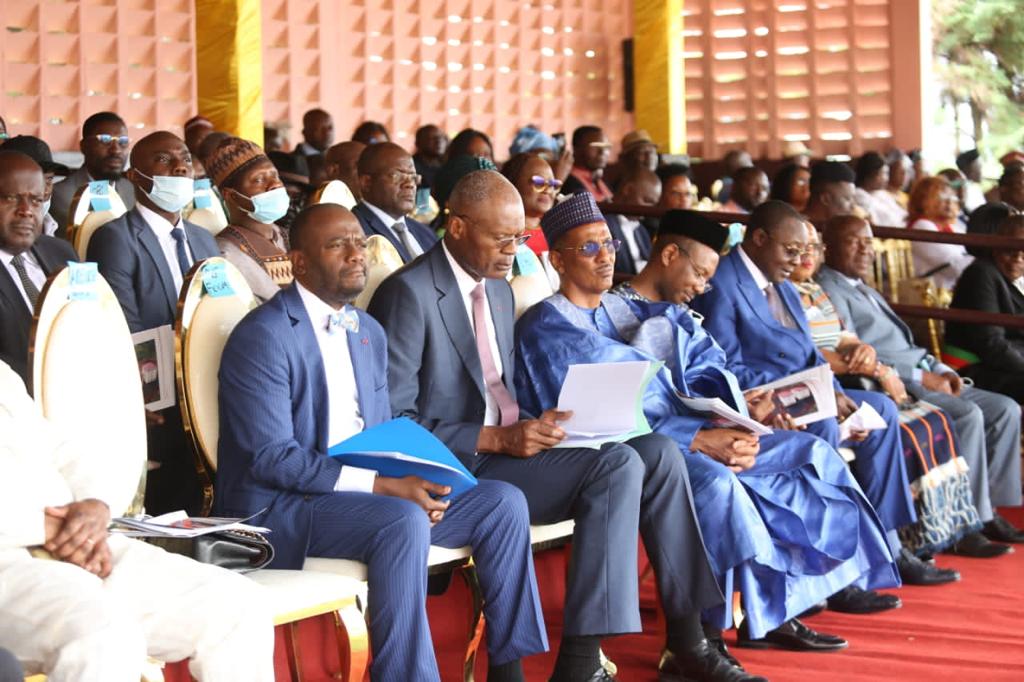 ismaelteta's tweet photo. @HelenKellerIntl 🇨🇲 Country Director attended the Pete-Bandjoun Council's social housing dedication ceremony. This local council is committed to promoting #Health and #Nutrition as part of @giz_gmbh's #Lokale project implemented by @HelenKellerIntl and partners like @FEICOM1. https://t.co/mY2km5Y2Ns