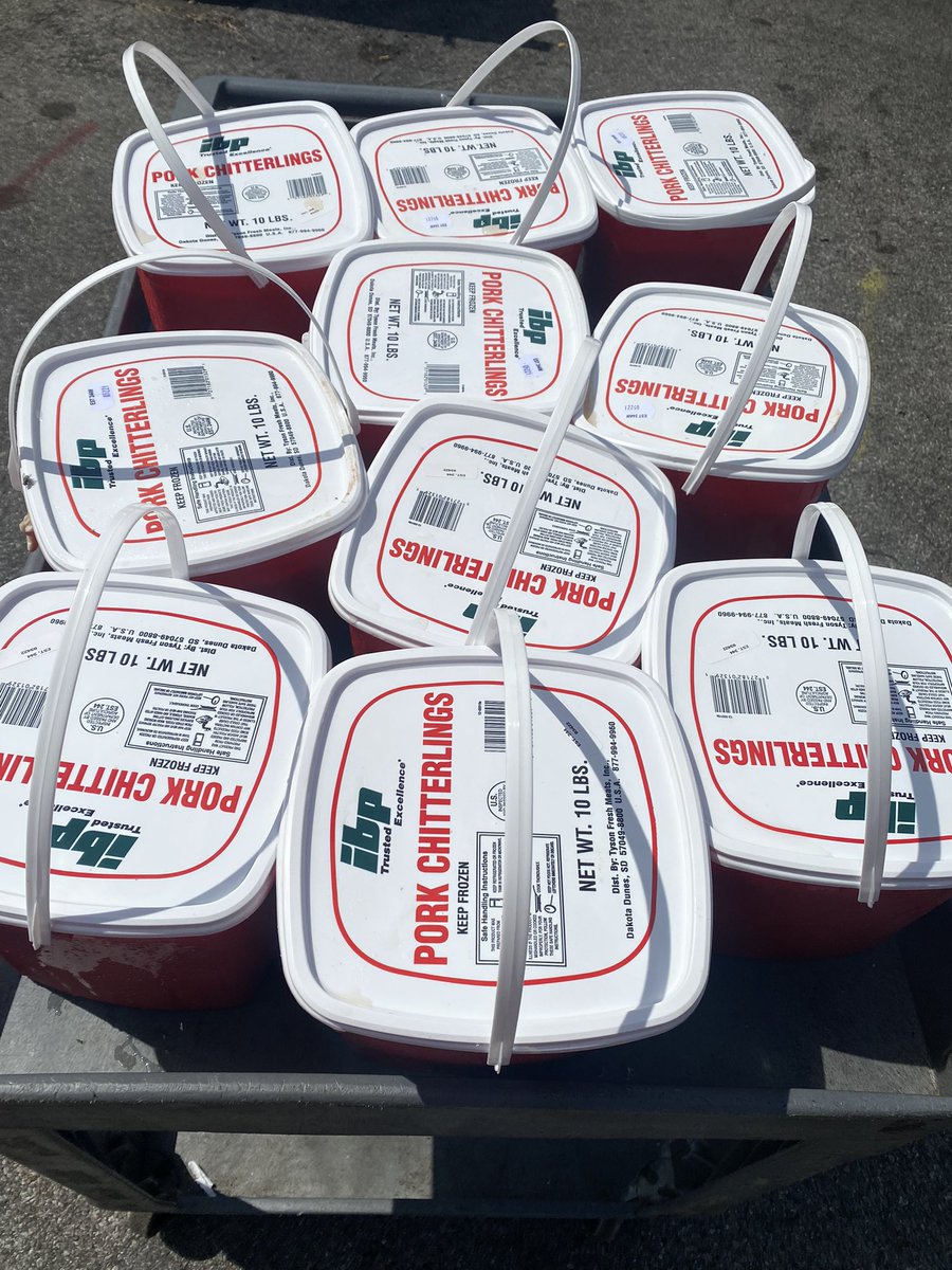 LobFast's tweet image. WE GOT MORE CHITTERLINGS!!!!