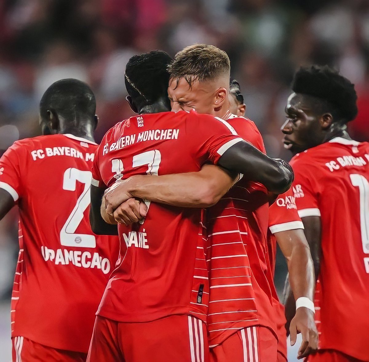Germanytor_'s tweet photo. 🇩🇪 Meine Damen und Herren, mein Team ist zurück, um alle anderen Teams zu zerstören ... und das ist erst der Anfang!

Mia San Mia ❤🤍

#FCBayern
#Bundesliga 
#SGFFCB
#Germany
#Deutschland 
#DFB
#المانيا
#بايرن_ميونيخ https://t.co/wW7gkyYGEw