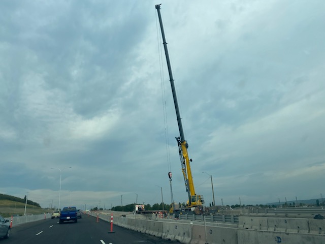 digsafeyyc's tweet photo. As the summer flies by, don't get complacent with Safety! Know what's above and #knowwhatsbelow! Make sure you know #whereistheline and use our #clickbeforeyoudig to obtain locates easily online
#DigSafeYYC
#utilitysafety
#safesummer https://t.co/hx0c37r2YS