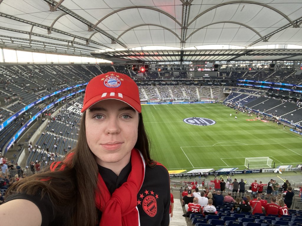 helenaafm's tweet photo. simplesmente um dos melhores dias minha vida, apenas.

@Eintracht_por 1x6 @FCBayern https://t.co/fOquZyCdrP