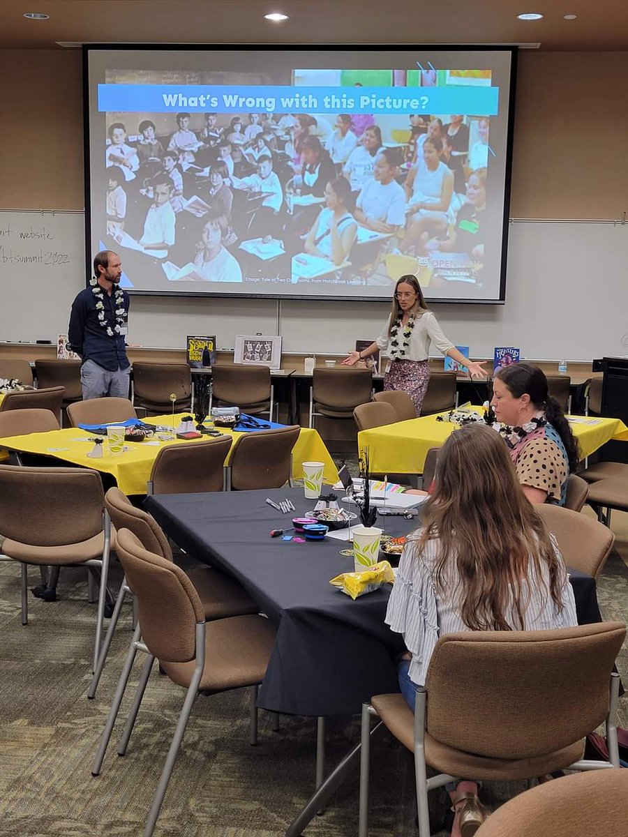 Enjoyed working with <a href="/OpenWayLearning/">openwaylearning</a> &amp; <a href="/BenPendarvis/">Ben Pendarvis</a> to inspire BTs to be innovative educators! Thanks <a href="/AppstateRCOE/">AppState RCOE</a> for inviting us! Also, loved seeing some of my TOY fam, <a href="/EllingtonErinm/">Erin Ellington</a>, <a href="/ms_maggiemurphy/">Maggie Simpson Murphy</a>, and Xavier Adams! pic.x.com/OLmJ7Tb9Pd