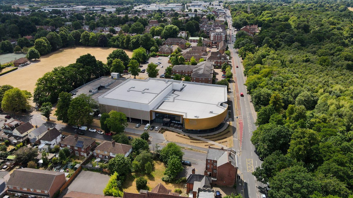 sandyhalse's tweet photo. @TValleyDrones #CamberleyLeisureCentre today https://t.co/5C5BPNKKxi