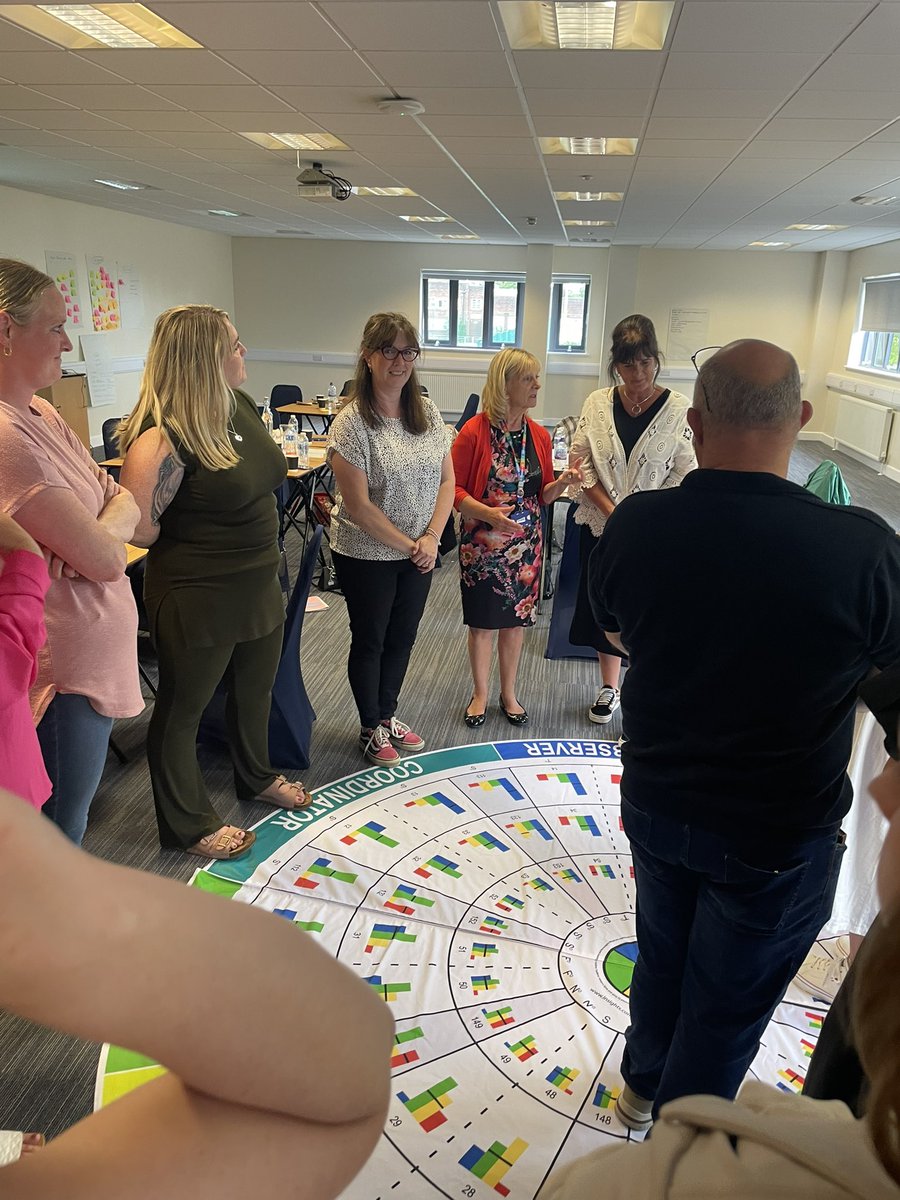 anthea davison tweet media