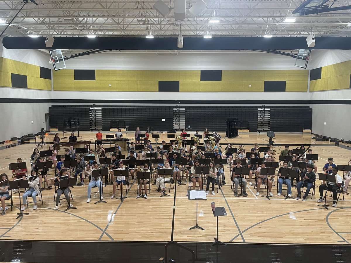 Grand Lakes Junior High Band tweet media