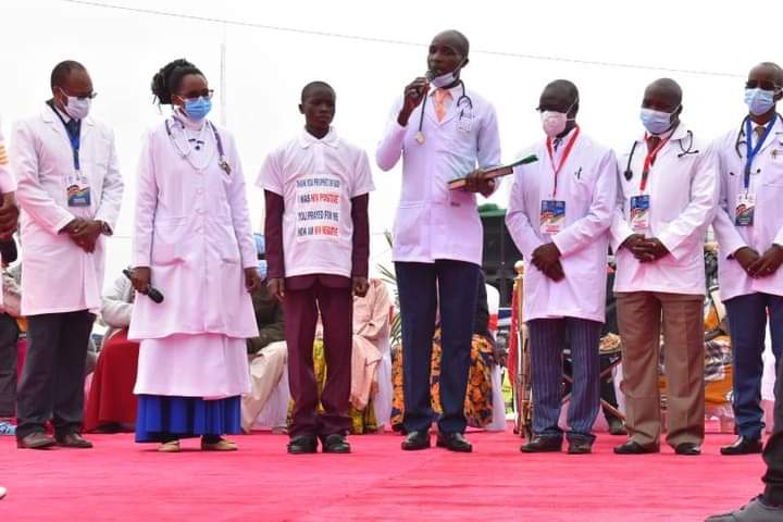 AchiiAguru's tweet photo. Very Touching Testimony ,HIV deleted .Mimi Niliguzwa Sana,This one is Enough for me to prepare For the Coming of MESSIAH.
#RepentanceBringsHealing https://t.co/3Or6uQUNMn