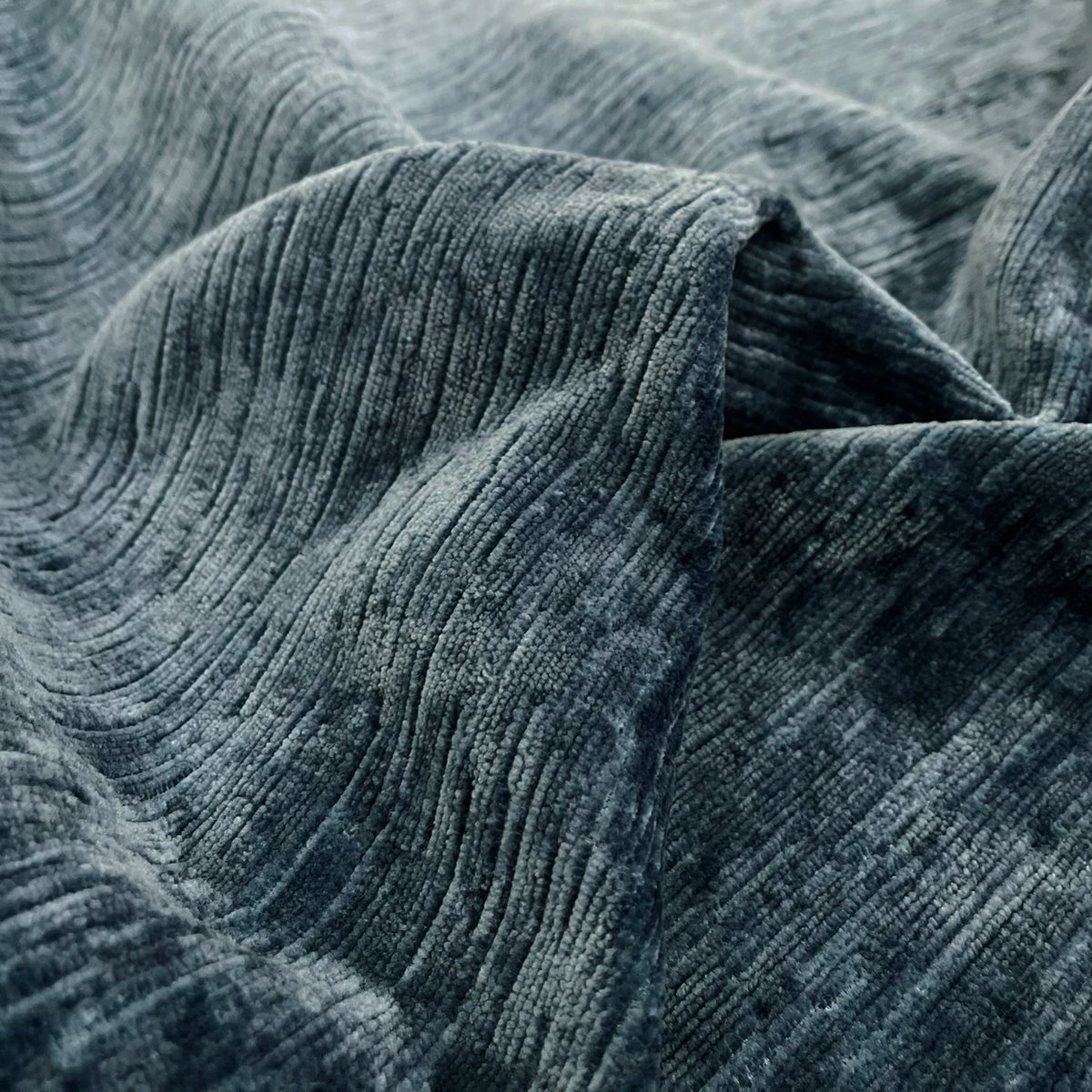 mobusfabrics's tweet photo. Retro Meets New

Introducing our new fabric range - Amara

A beautiful soft textured chenille. Available in various colours, from deep jewel tones to subtle blues and dreamy greys. 

#upholstery #textiles #trends #furnituredesign #furnituremanufacturing 

https://t.co/7weA4e4rBk https://t.co/HCc3678Isz
