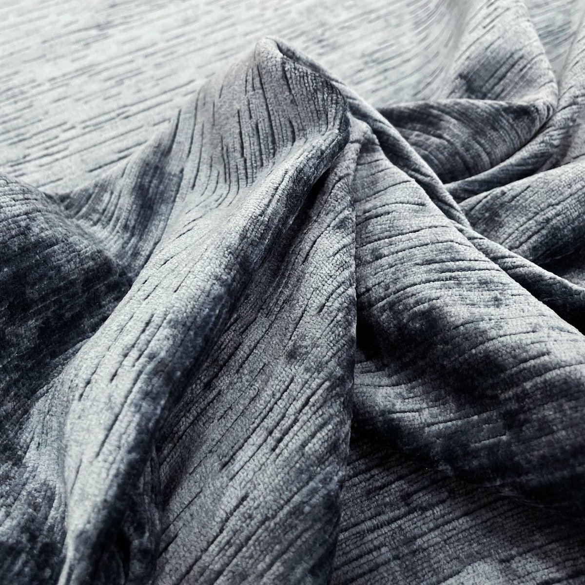 mobusfabrics's tweet photo. Retro Meets New

Introducing our new fabric range - Amara

A beautiful soft textured chenille. Available in various colours, from deep jewel tones to subtle blues and dreamy greys. 

#upholstery #textiles #trends #furnituredesign #furnituremanufacturing 

https://t.co/7weA4e4rBk https://t.co/HCc3678Isz