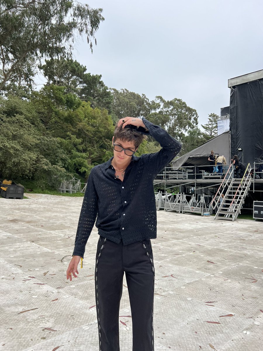 OUTSIDE LANDS TODAY WITH SPECIAL SURPRISE