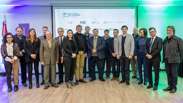 CienciaSantaFe's tweet photo. #ForoDeCapital | Participamos de la 14° edición del Foro de Capital para la Innovación, realizado este jueves en Santa Fe.

🚀️ Durante la Cumbre de Inversión, las 6 startups seleccionadas este año se reunieron con potenciales inversores interesados en acompañar su crecimiento. https://t.co/1VeNnJwDjR