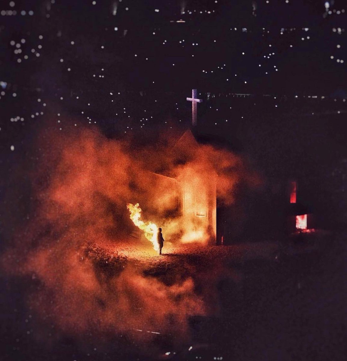 DondaTimes's tweet photo. Kanye has set the bar so high with the Donda’s listening parties, we don't realize. It will be complicated for an artist to put on such a beautiful show https://t.co/4bD6gqkEG3