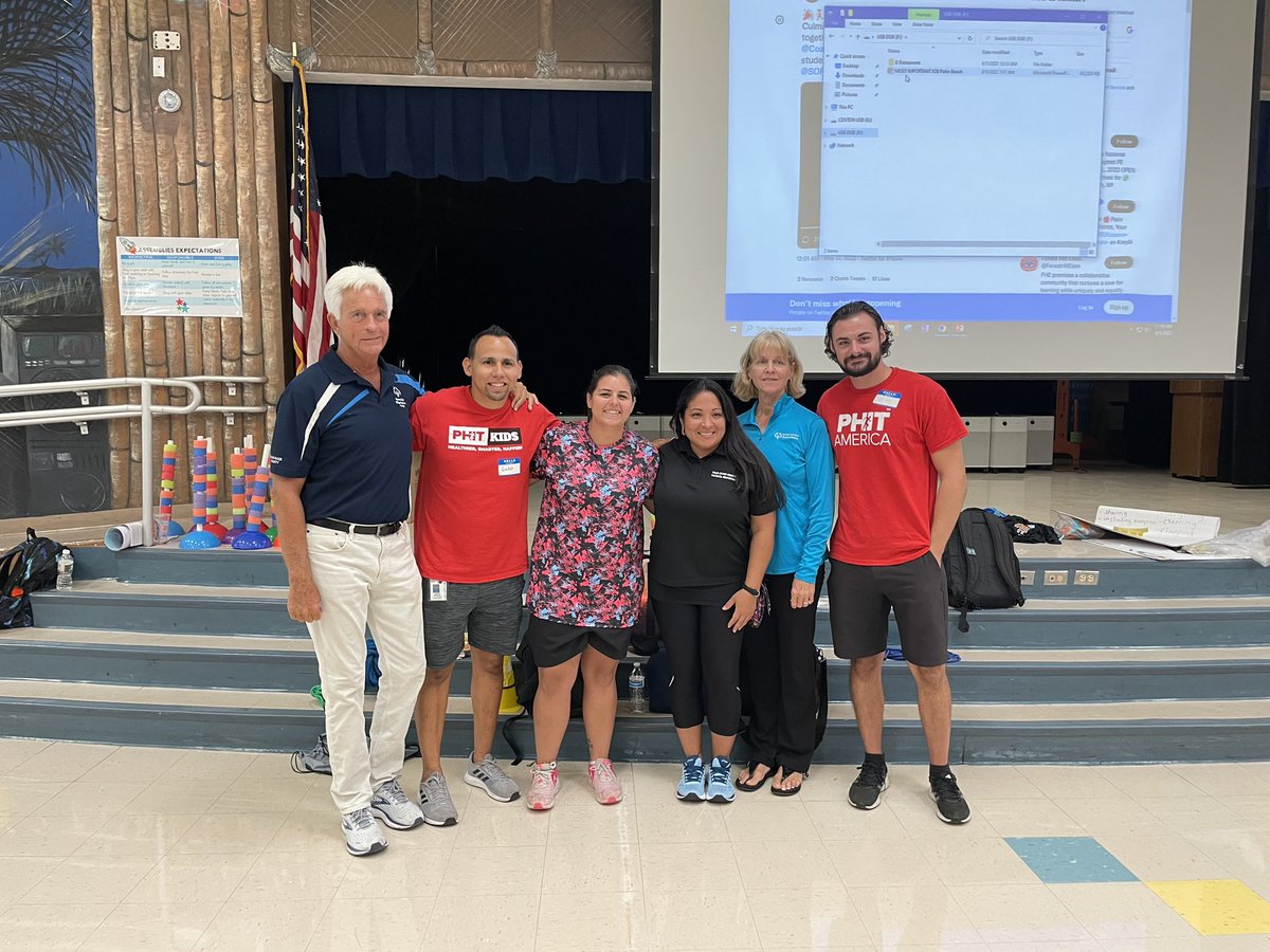 PE_Echeverria's tweet photo. So good to have in person professional development! #goodbyegoodlemeets🤣 #mostimportantjob #physicaleducation https://t.co/nBytIG29RV