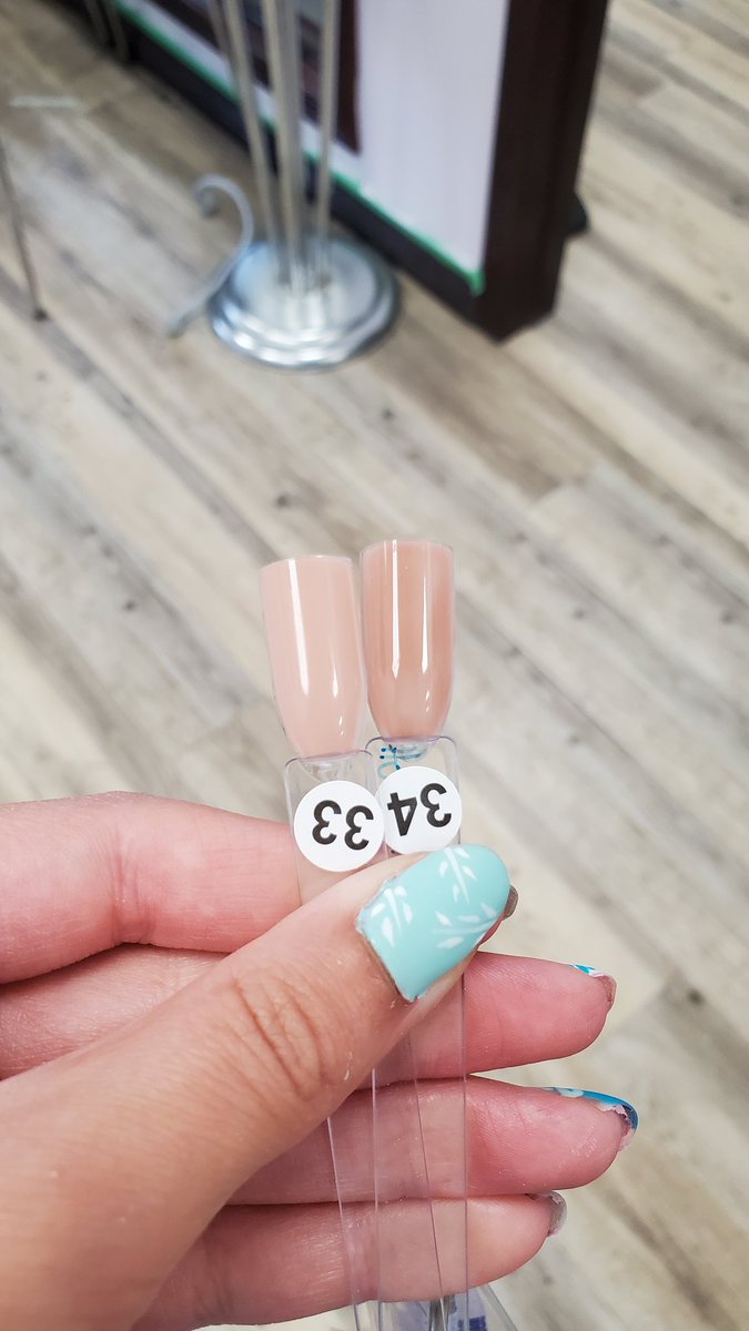 Not me and my co worker debating that these are 2 different colors

#WeLoveYouBamBam #coworking #nails2022 #RedDeer #Alberta #salon #BadDecisions #Acrylics