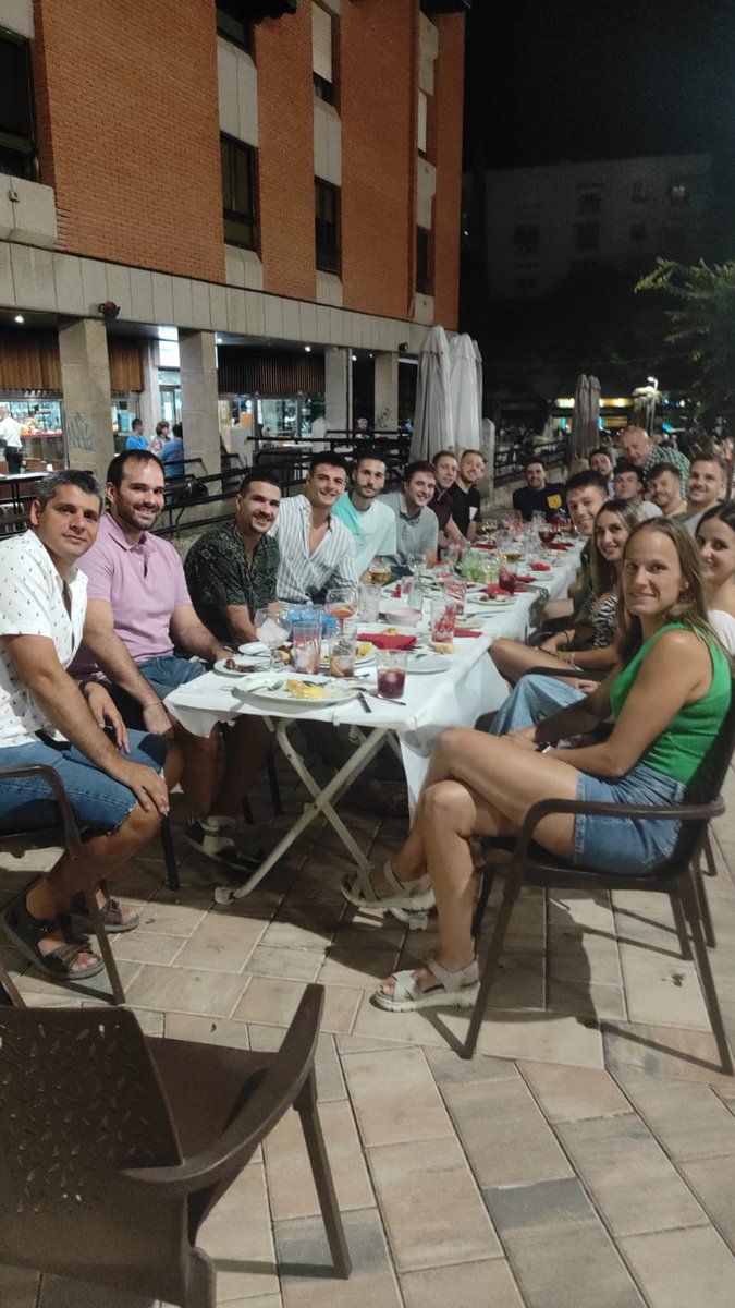 BM_Caserio's tweet photo. En casa de nuestro sponsor #Torremar. Una velada de 10, la primera de muchas. ¡Gracias por el trato! https://t.co/srQfHpZ6UF