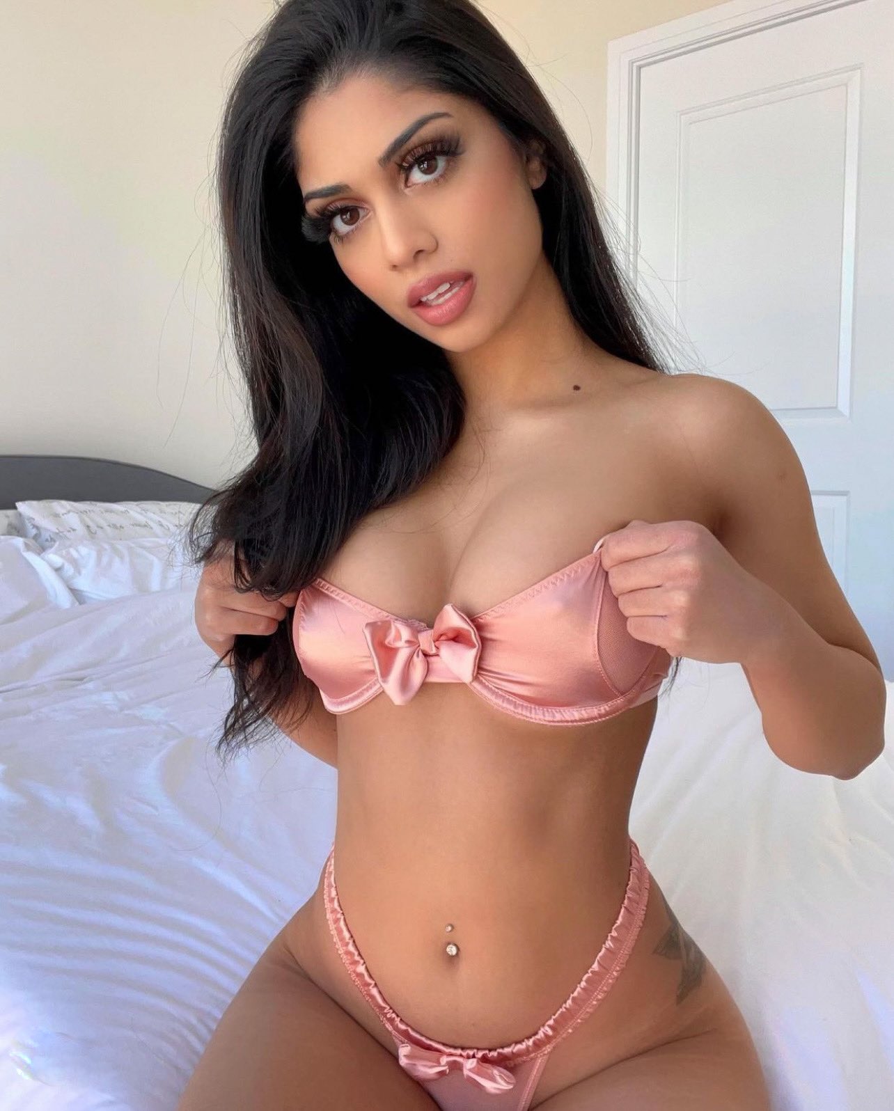 Priyanka on X: t.coICQ7p83oVe t.coHfiDYaaxr9  X