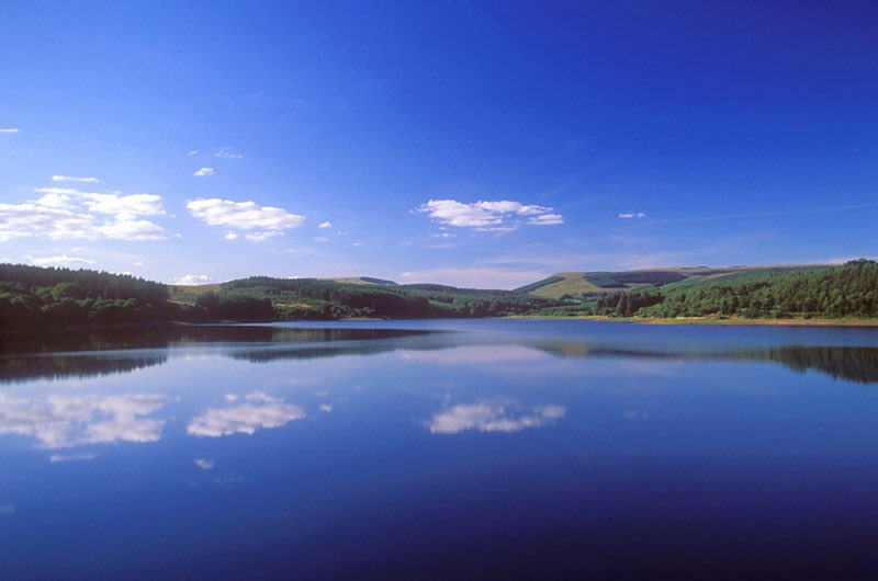 statsjamie's tweet photo. 🚨 | The UK has not built a new reservoir for over 30 years, when at the time the population has risen by around 10 million people.

Just like with the energy supply - the infrastructure in this country under both major political parties has been a shambles. https://t.co/iUBmKyc4DD