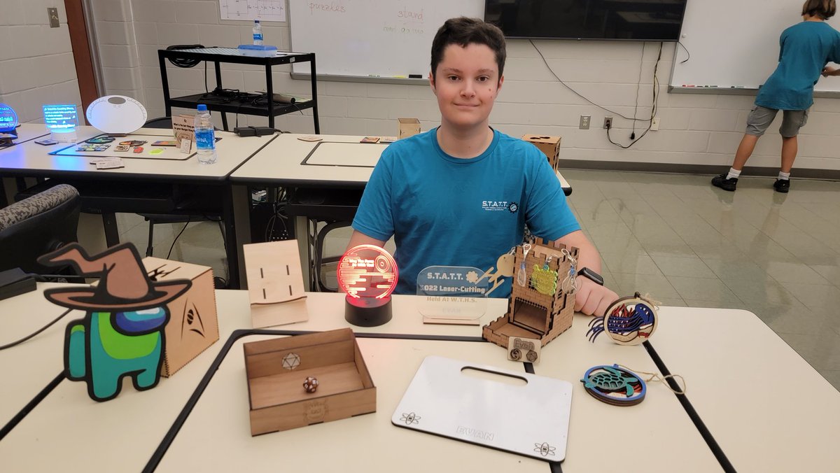 Gallo_wths's tweet photo. S.T.A.T.T laser vamp students got to bring home so many great projects. They learned materials that can be laser cut and designed their own crafts. So proud and grateful for the opportunity to share this passion of mine https://t.co/RB71CSdSvg