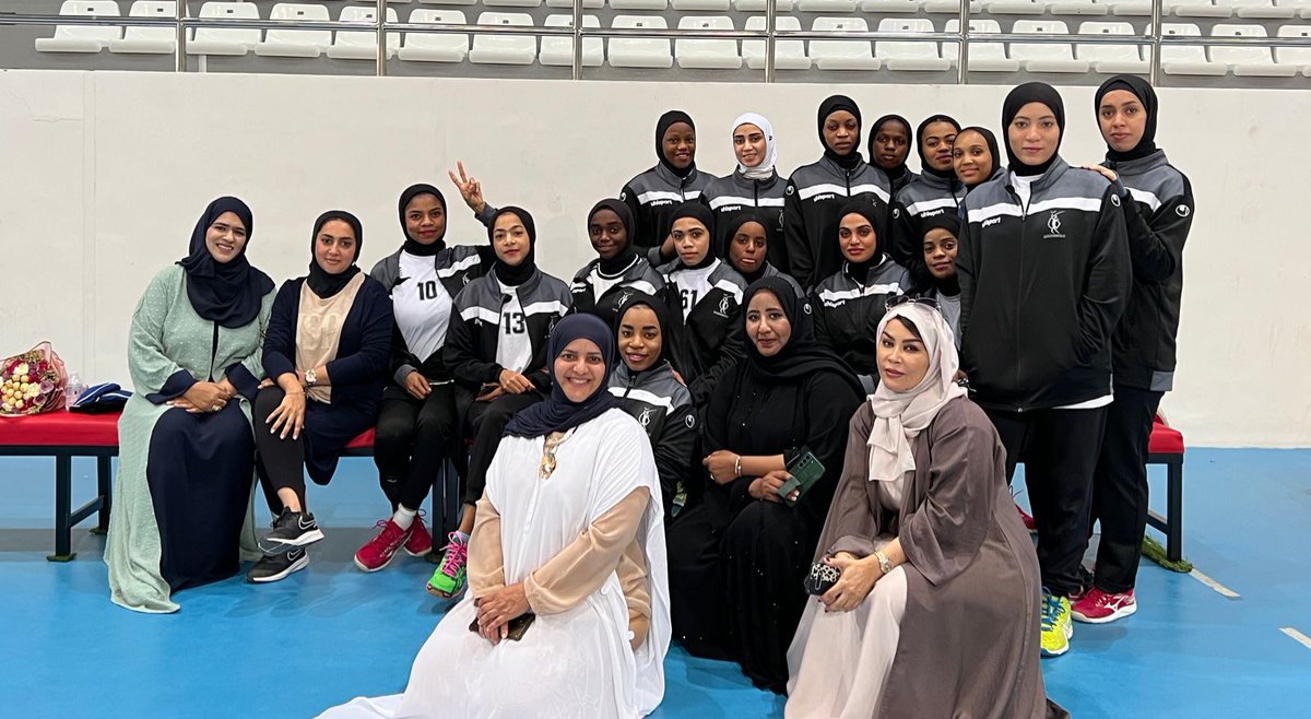 أجمل طلة من لجنة رياضة المرأة العمانية للمنتخب النسائي لكرة اليد لمتابعة التدريبات و النظر للخطة المستقبلية للمنتخب، كل الشكر والتقدير والإمتنان ل <a href="/owsc_oman/">اللجنة العمانية لرياضةالمرأة/ OWSGE</a> برئاسة السيدة سناء البوسعيدي مثمنين جهودهم الحثيثة من أجل الرقي بالرياضة النسائية وبالأخص رياضة كرة اليد......... يتبع