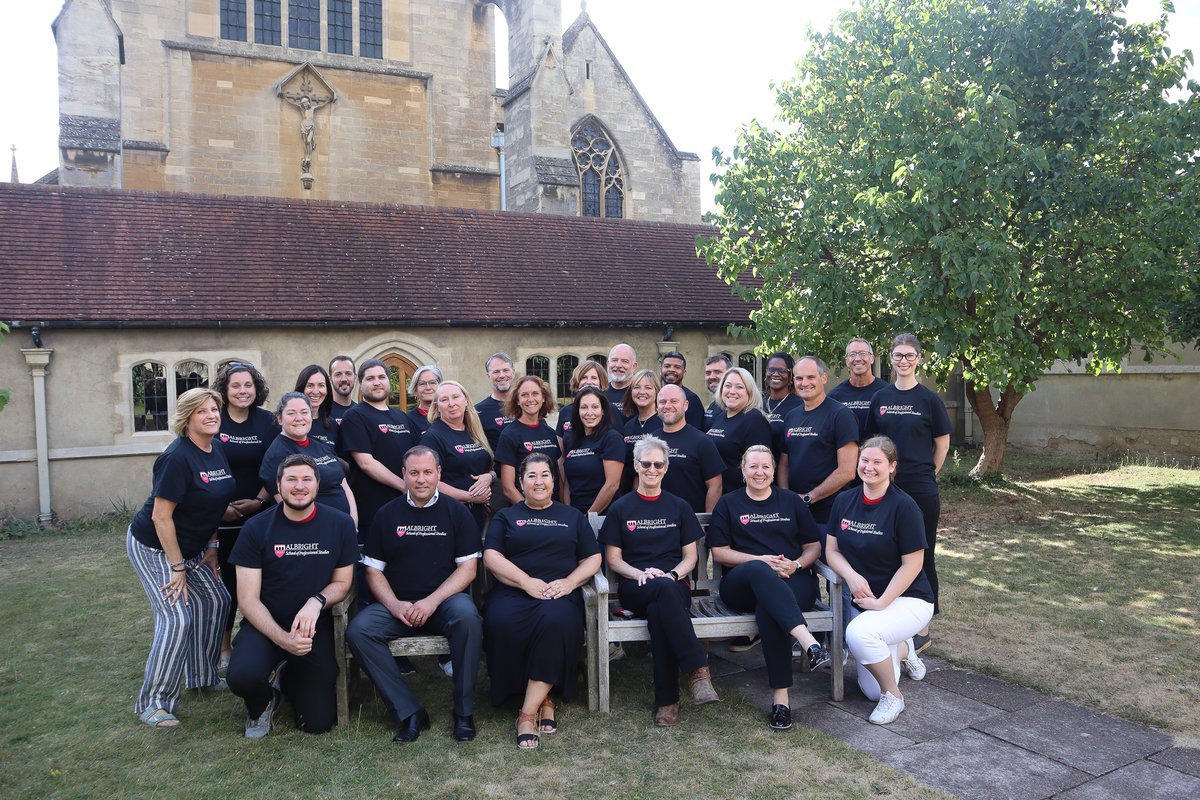 TExpLAlvernia's tweet photo. A few lessons we'd like to share as our last night in @UniofOxford comes to a close. Never underestimate... The value of a moment of impact. The pivotal power of adversity. And the magic of play.

#MindsofSRI #AlbrightCollege #AlbrightAbroad #AlbrightatOxford @AlbrightCollege https://t.co/EzKP7yW3lM