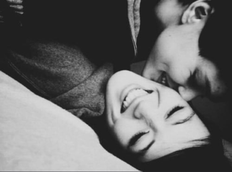 dadarodrigez's tweet photo. Young love https://t.co/QLwFeOLqaR