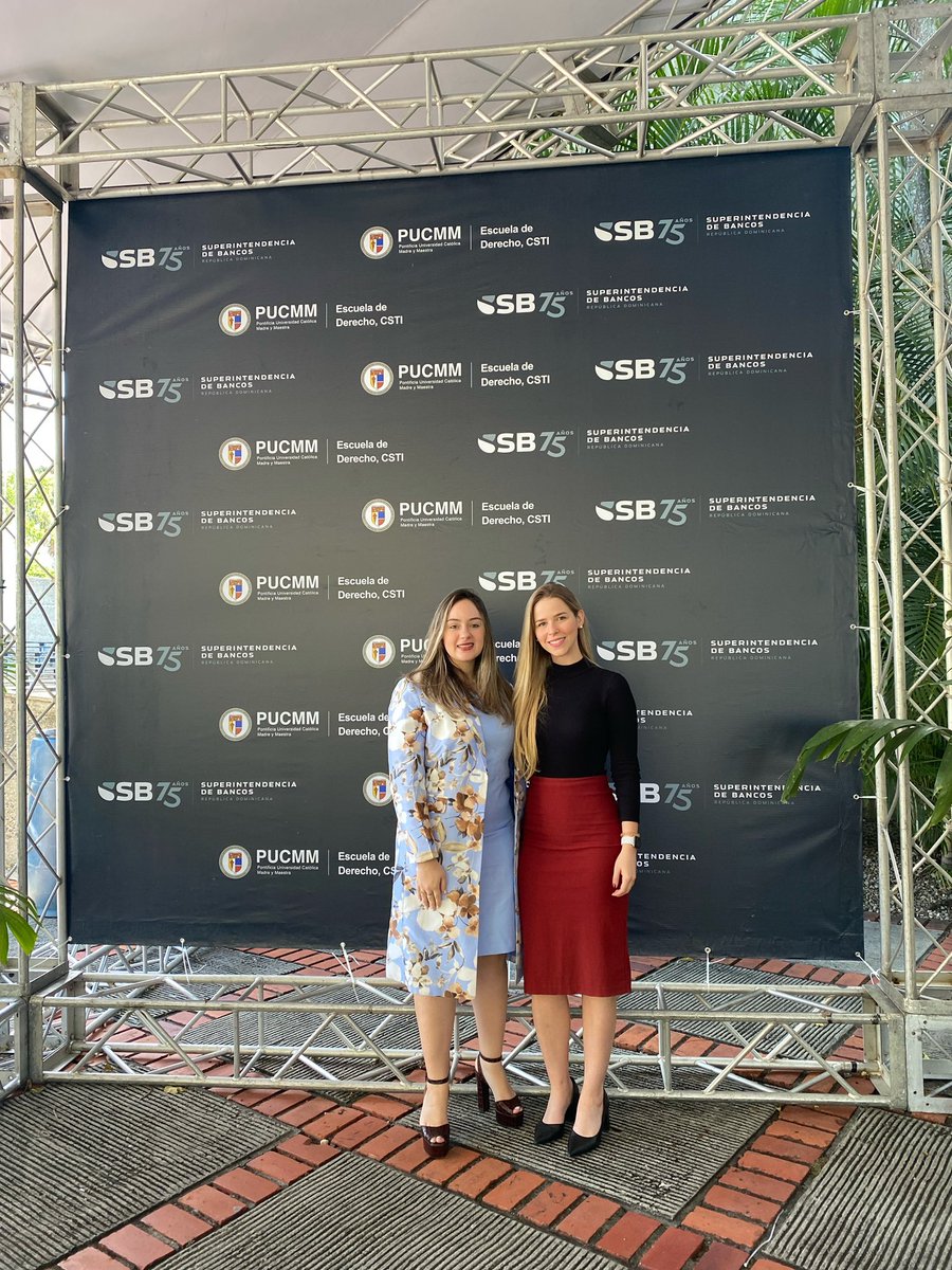 carlaalvarezb1's tweet photo. ¡Felicidades a la @SuperdeBancosRD! Un Congreso con una organización excelente, guiado por moderadores y expositores cuyas ponencias fueron altamente enriquecedoras. #DRMF2022 @Der_PUCMM_STI https://t.co/Ikqm7vpIqk