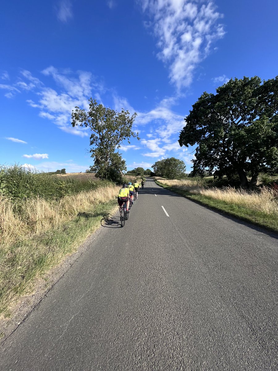 They’ve smashed 99 miles today! They are having a stopover in Market Harborough tonight. They have about 40 miles left to do tomorrow to get them to <a href="/MKDonsFC/">Milton Keynes Dons</a> 🚴🏻‍♀️🚴🏼‍♂️💙⚽️

solvingkidscancer.org.uk/fundraisers/sw…