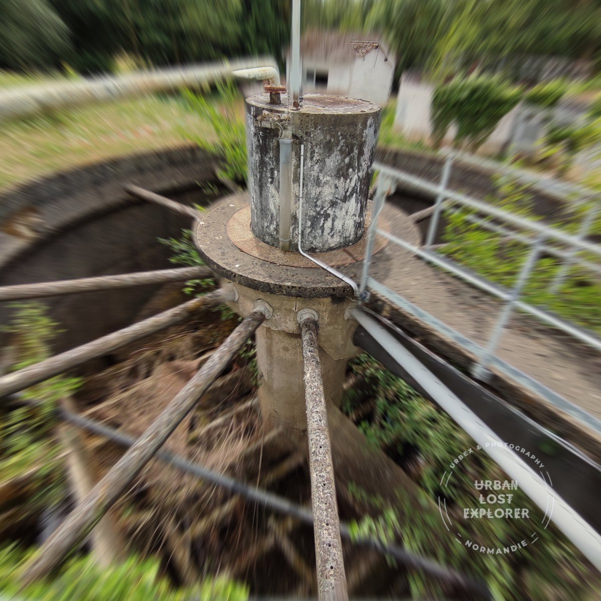 UrbanLostExplor's tweet photo. 🚸🏴‍☠️ Traitement en faillite • 🏭
➖➖➖➖➖➖➖➖➖➖➖➖
Quelque part en Normandie 🍎 🐎 🐄 🇨🇵
https://t.co/CKAW5tT0oO

#station #water
#urbex #urbexphotography #urbexfrance #urbanexploration
#urbexexploration #urbexplaces  #global_urbex #urbexstory #lostplacesfrance #urbexing https://t.co/5NwMszgf8F