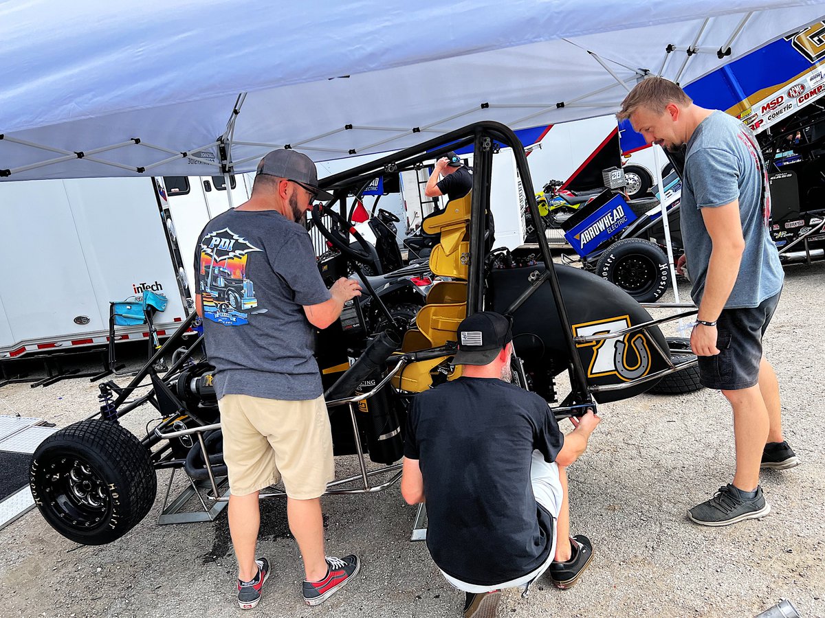 Xtreme_Outlaw's tweet image. After a tough go in Indy, @Kyle_Jones04 and @7URacing are excited to get back to business with the #XtremeMidget Series at @I55Raceway.

The #7U currently sits sixth (-104) in the championship standings with another seven races left this year.