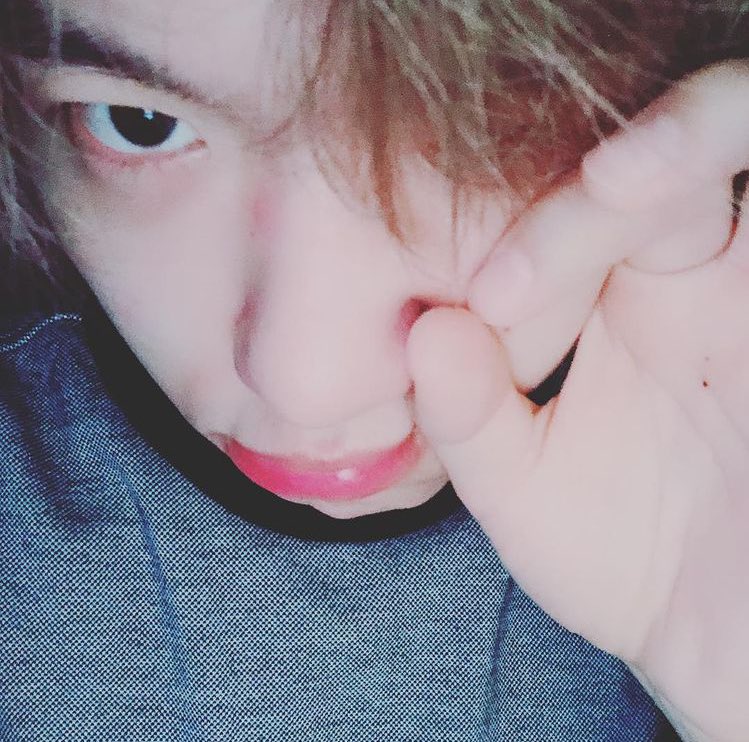 ⠀⠀⠀     
                      𝖨 𝘄𝙖𝗻𝗻𝗮 ✧ 𝘣𝘦 𝙪𝗿 
                     - 𝗳𝗮𝘃𝘰𝗋𝗂𝘁𝗲.. »𝗕𝗢𝗬«
⠀⠀⠀