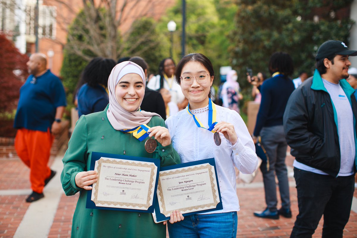 UNCG_OLCE's tweet photo. Are you ready to accept the challenge? The Bronze Leadership Challenge is back and revamped with all new content and material! If youβre interested in starting your journey to becoming a change maker, make sure to fill out the Bronze interest form in our bio!! #LeadatG #Bronzeπ₯ https://t.co/xXxyNUenzz