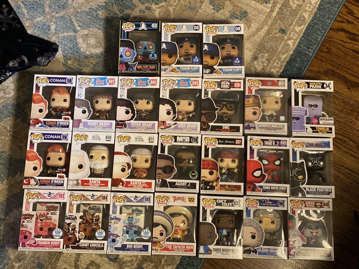 MayoTuck's tweet photo. Mail call for Mayo!!!! Road to 500 continues!!! 26 more!!! #funko #funkopop #funkocollector #funkopops #funkofamily #funkoaddict #funkomania #funkopopvinyl #funkophotography #pop #originalfunko #popvinyl #funkocommunity #funkocollection #funkofunatic #marvel #funkopopcollection https://t.co/luPhfoWTsq