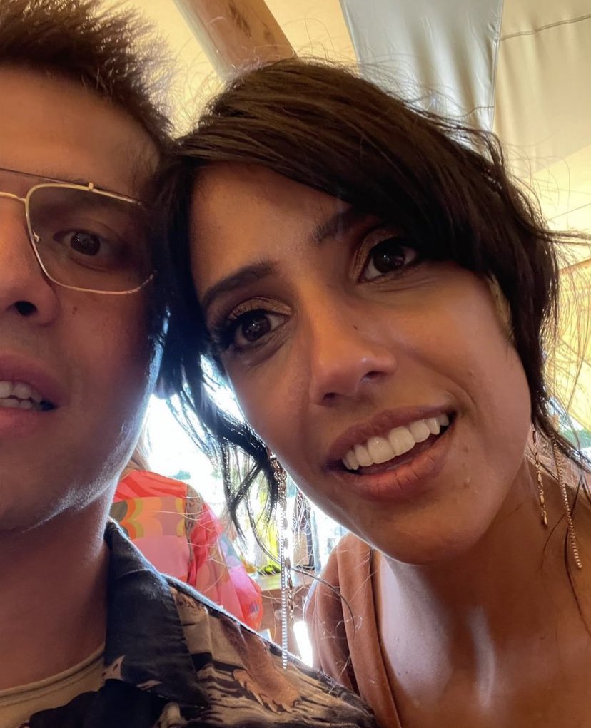 yurialbertos's tweet photo. couple of the year is back and feeding us content, thanks david <3 https://t.co/d8R4NPeCYe