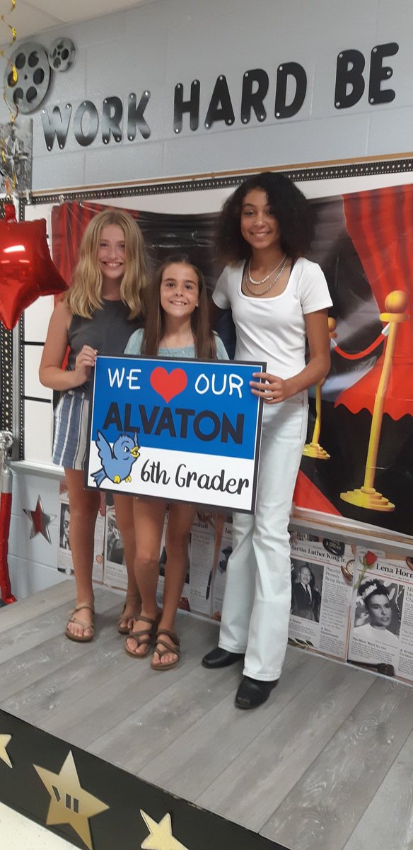 EmJoMom's tweet photo. We are ready! 2022-2023 #SoaringinSixth #AESPride @AlvatonElem https://t.co/GPVFcXgeM5