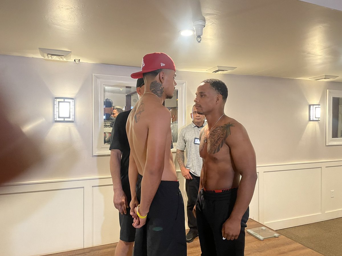 _AngellChavez's tweet photo. Okay y’all I will be fighting tonight in sacramento y’all tune in on https://t.co/M5YICXJihm bringing the dub back home to Salinas 🇲🇽❌🇸🇻 https://t.co/NG1CNEfQTu