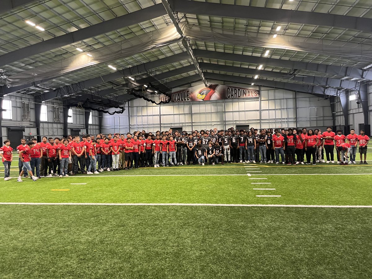 CoachBA1010's tweet photo. “Together We Will” ⁦@DVCardinalsFB⁩ https://t.co/m9aVgZIaSf