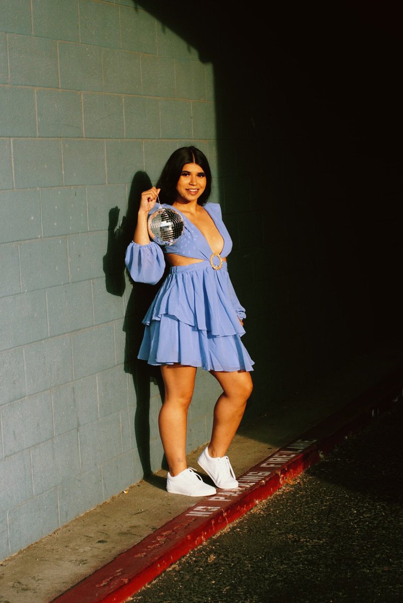 lydiarosepreman's tweet photo. Hi everyone
Please check out my sister and I's new online boutique! 💖 We just launched today ✨ https://t.co/KXFe4sbS34 #SmallBizFriday https://t.co/24WMlSqdOQ